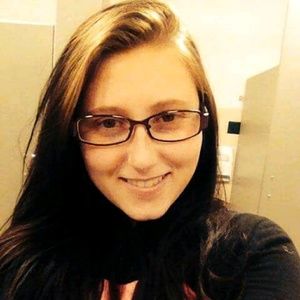 Meet your Posher, Marissa